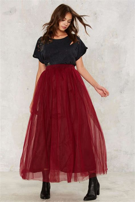 11 ways to wear the ballerina skirt in 2017 - HelloGigglesHelloGiggles