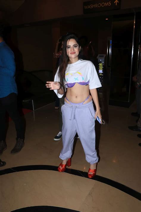 Of Bikinis & Tees! Urfi Javed's Striking Fusion