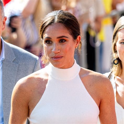 Meghan's Mole Twitter: Is It A Blessing Or A Curse? You Decide. Image 20