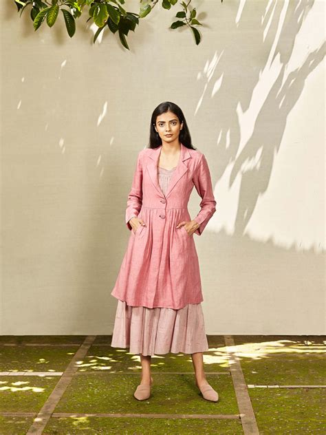 Clay Jacket: Stay Cozy & Chic This Fall | Buna Studio
