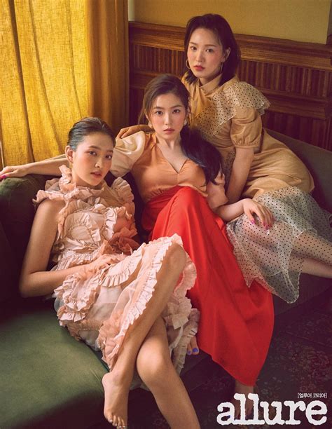 Pin by Park Eve on Red Velvet | Red velvet photoshoot, Red velvet, Red