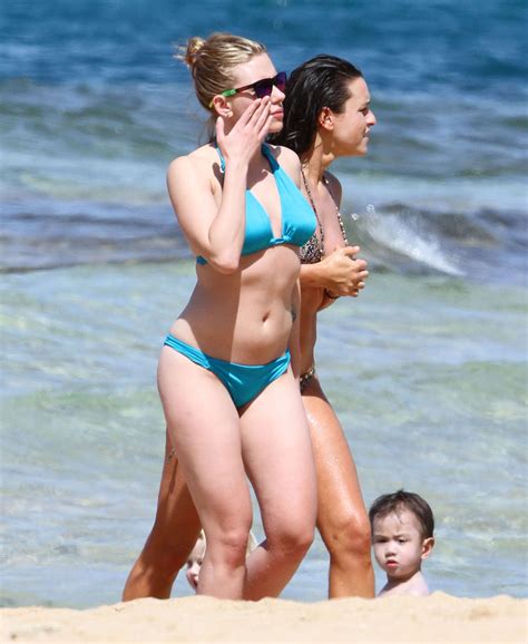 Scarlett Johansson in Bikini at a Beach in Hawaii – HawtCelebs