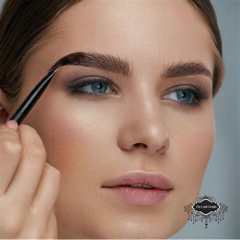 Sydney Eyebrow Treatments with the Experts | THE LASH STUDIO