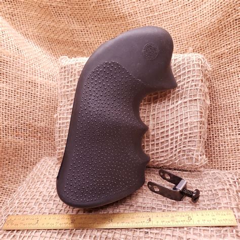 Hogue Monogrip for Ruger Super Blackhawk Revolver | Square Trigger ...