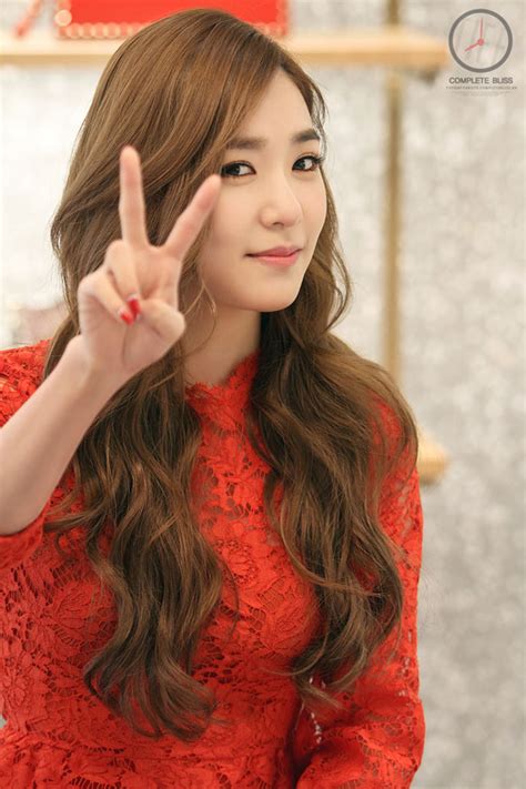 Tiffany Valentino store visit – SNSD Pics