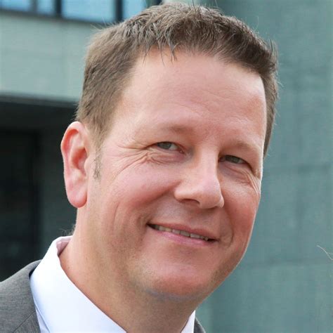 roger baumann senior project manager option  ag xing