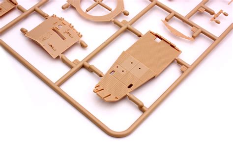 MENG TS-011 - French FT-17 (Riveted Turret) - Berliner Zinnfiguren