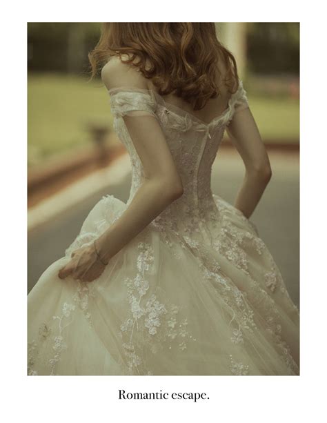 Romantic Escape :: Behance