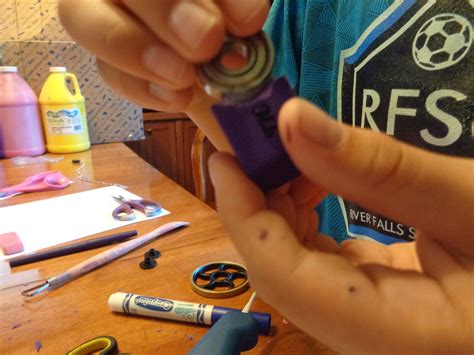 Eraser Fidget Spinner : 5 Steps - Instructables