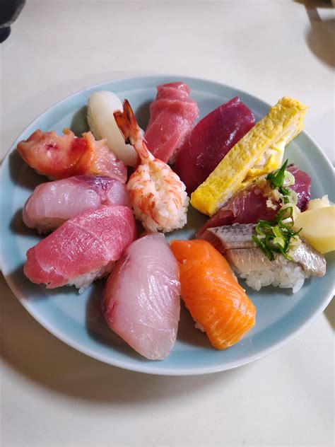 171 best Tsukiji Market images on Pholder | Sushi, Food and Food Porn