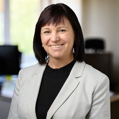 Irene Metsis - Äripäev