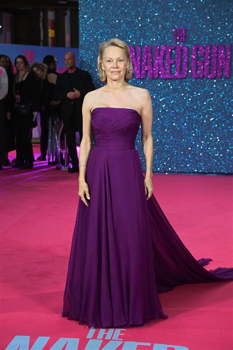 Blog - Red Carpet Fashion Awards