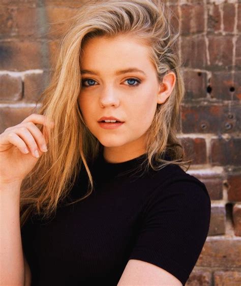 Jade Pettyjohn – Filmes, Biografia e Listas na MUBI