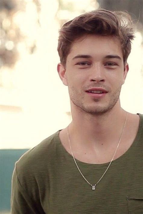 Francisco Lachowski on Twitter