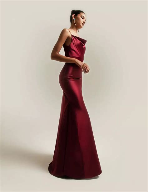 15 colores tendencia en vestidos de fiesta para otoño-invierno 2024