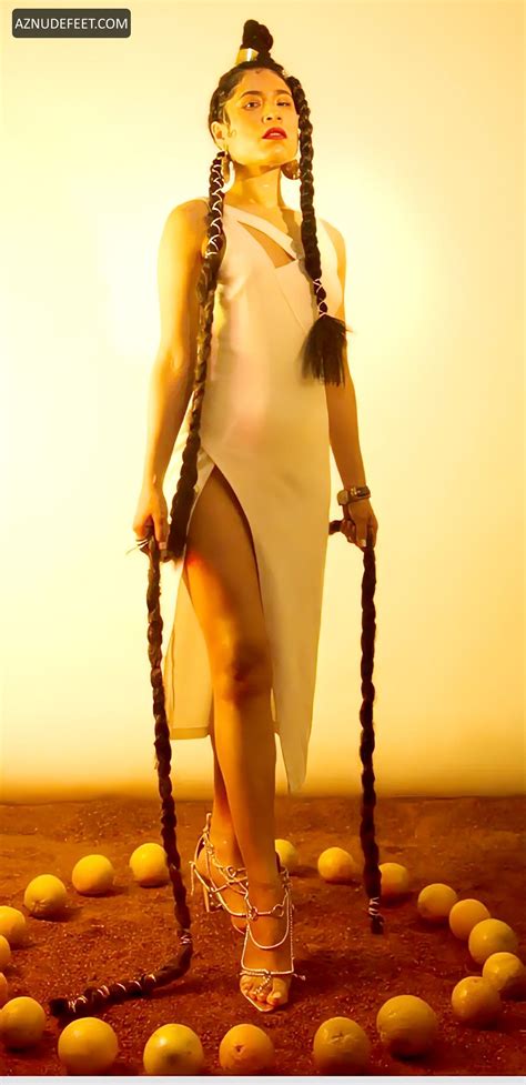 MAYRA BATALLA Feet - AZNudeFeet