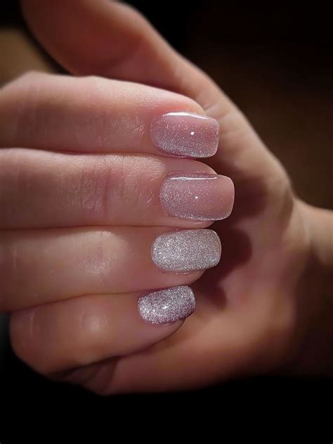 хрустальная кошка маникюр | New year's nails, Nails, Manicure