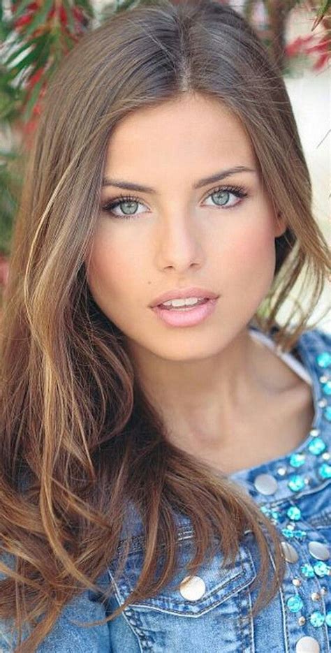 Melani Gellert | Прически, Красивые лица, Красивые девочки