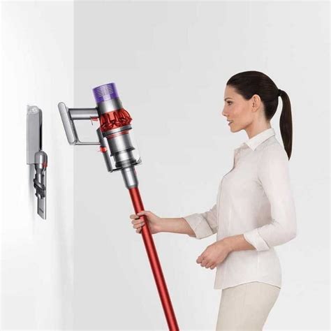 Пылесос вертикальный Dyson V10 Motorhead купить в Москве на NeAmazon