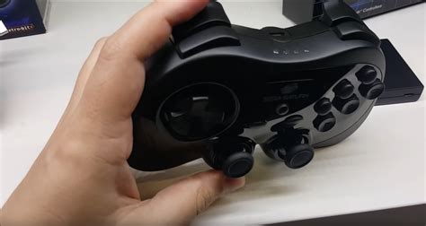 Official Sega/Retro-bit Dreamcast prototype controller revealed at E3 ...