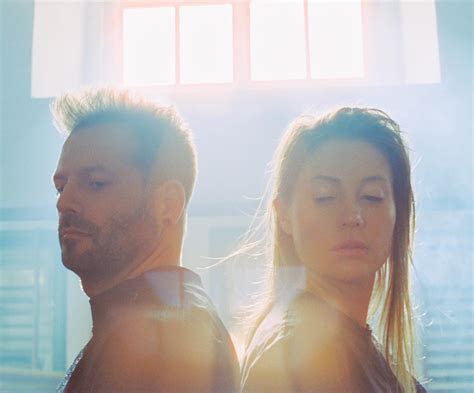 Enrico Sangiuliano dévoile sa nouvelle collaboration avec Charlotte de ...