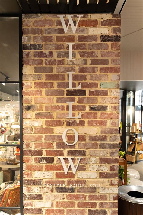 Travel Directions and Route Information for Mullaloo 10