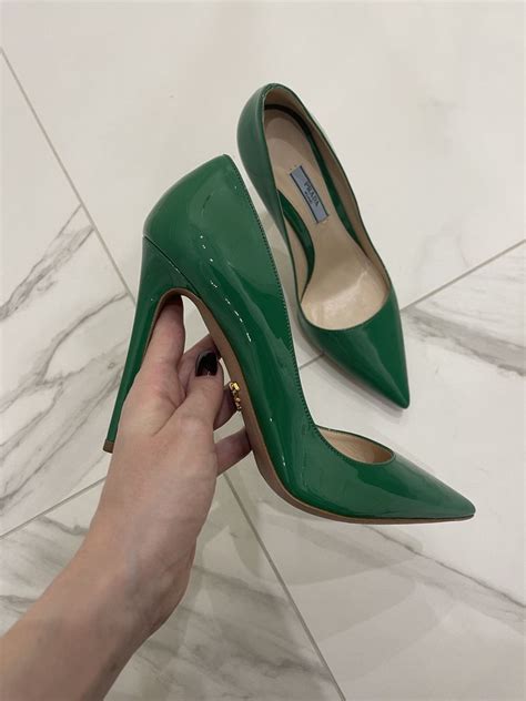 Лодочки Prada, як нові, 37р, орігінал!!!: 170 € - Туфлі-човники Київ на Olx
