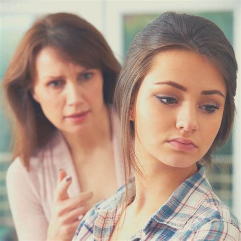 Is My Mom Toxic? 15 Signs of a Toxic Mother - Happier Human