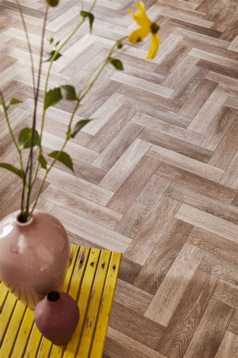 15 Stunning Small Hallway Flooring Ideas