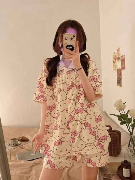 Пижама Hello Kitty - купить с доставкой по выгодным ценам в интернет ...