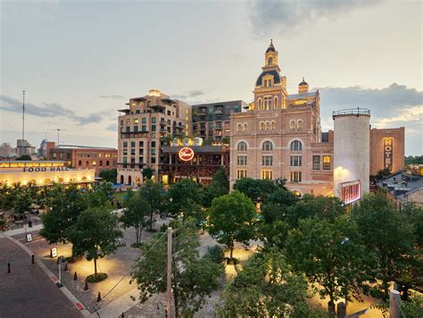 About Pearl | Local Flavor Since 1883 in San Antonio