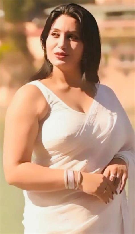 saree models desi beauty indian sarees bhabhi