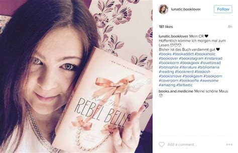 5 Steps To Taking The PERFECT Bookish Selfie - AmReading