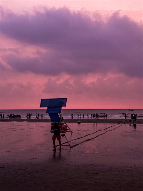 Big Ass Walking On The Beach Photos, Download The BEST Free Big Ass