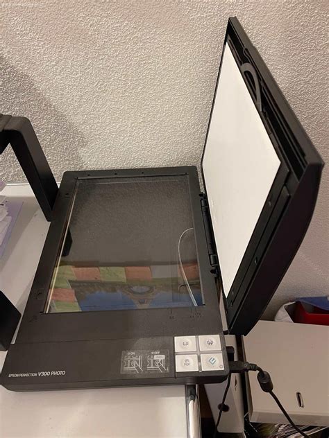 Scanner Epson Perfection V300 Photo - Computer & Bürotechnik - Gratis ...