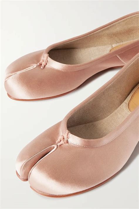 Pin by KateOcean on Каблуки | Satin ballet flats, Tabi shoes, Ballet flats