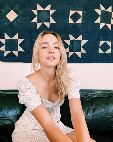 Katelyn Tarver - Songs, Events and Music Stats | Viberate.com