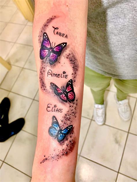 Creative Tattoo Designs and Inspiration for Grandchildren 20