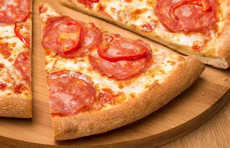 Піца Чорізо – замовити в Крюківщині з доставкою | Domino’s Pizza