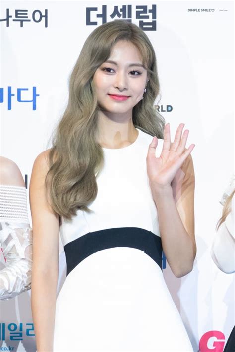 TWICE's Tzuyu Shocked Fans When She Revealed New Hair Color - Koreaboo