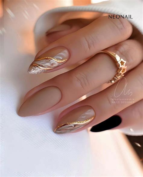 Karolina Matuszewska on Instagram | Stylish nails, Gel nails, Simple nails