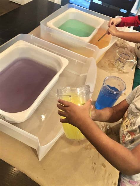 toddler colors | Keep Toddlers Busy