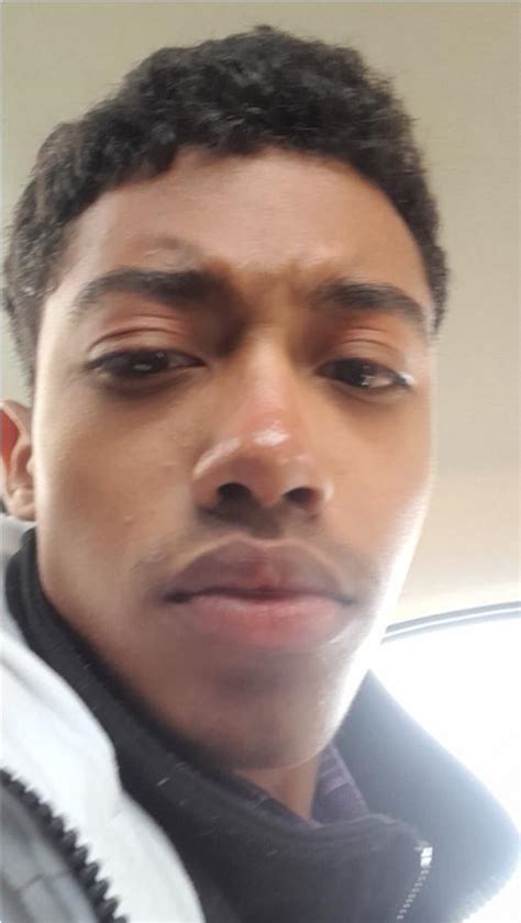Hello : r/face