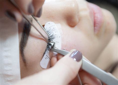 How To Get More Clients For A Lash Artist Beginner? - Sevenlash