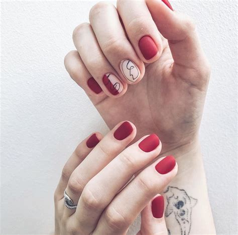 Красный маникюр. матовый маникюр, маникюр с рисунком | Fashion nails ...
