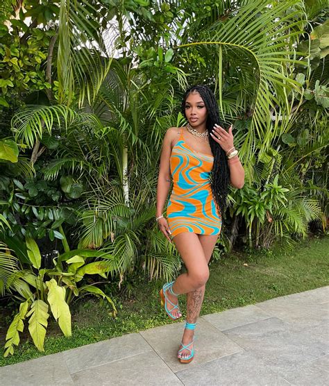 111🪐 (@maaminextdoor) • Instagram photos and videos