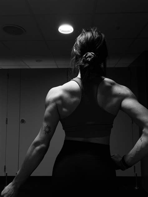 Pin by J U L I E T on VB2025 | Fitness models, Fitness inspiration body