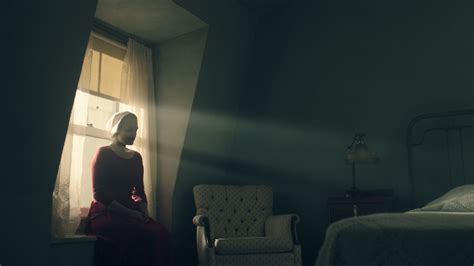 The Handmaid's Tale Review: Terrifyingly Good | Collider