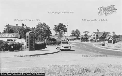 photo  crowton  village  francis frith