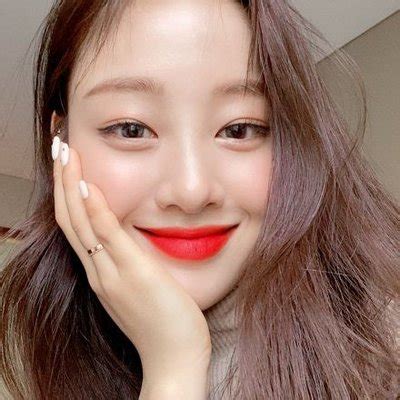 sy 🍎 (@_thatloona) / Twitter